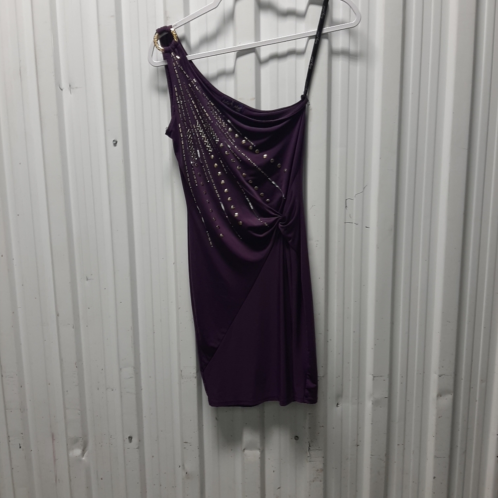Ladies clothing